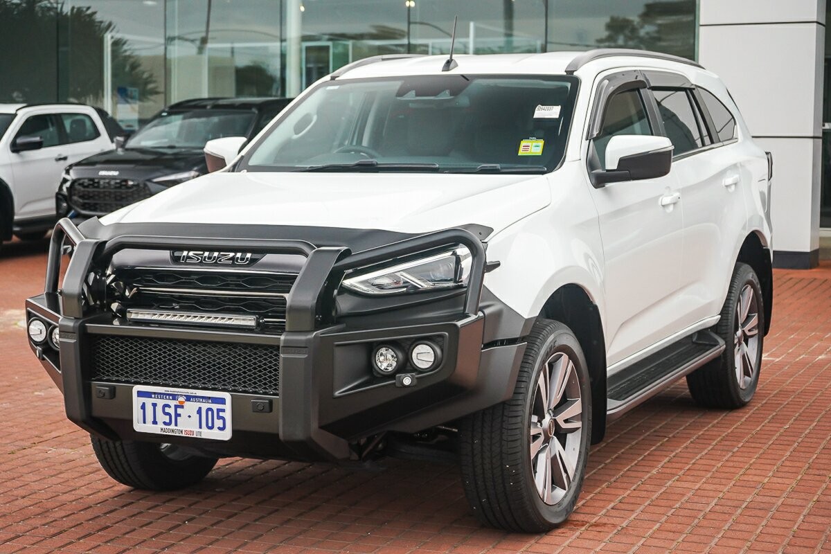 Isuzu Mu-x image 4