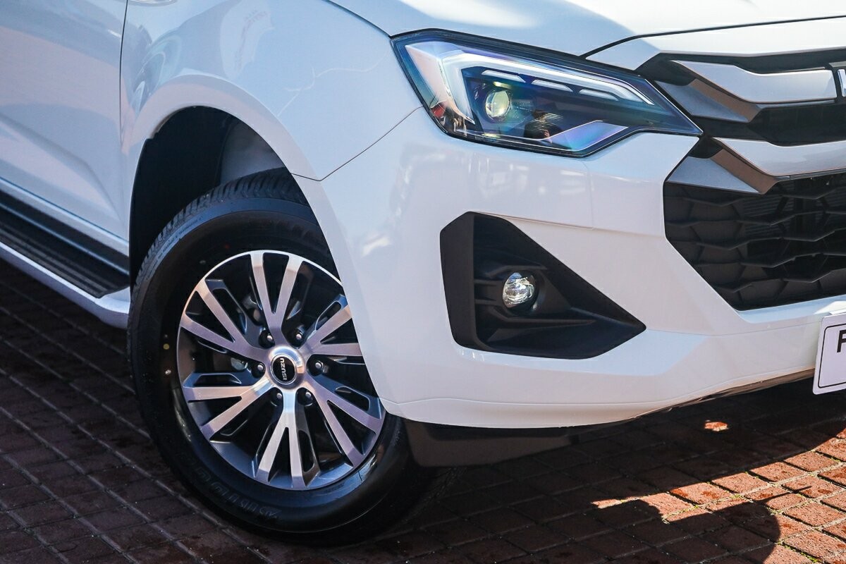 Isuzu D-max image 2