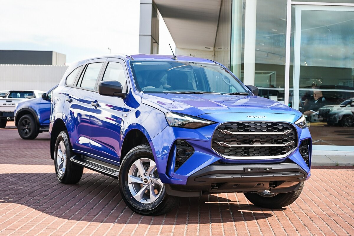 Isuzu Mu-x image 1