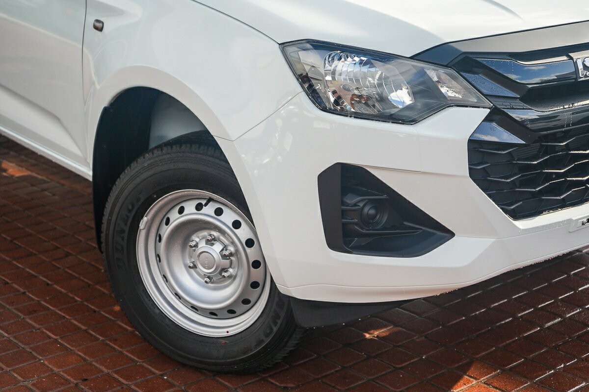 Isuzu D-max image 2