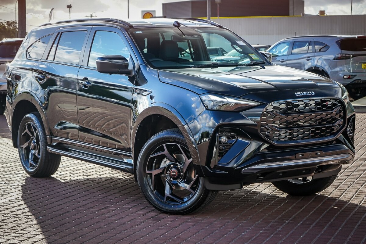 Isuzu Mu-x image 2