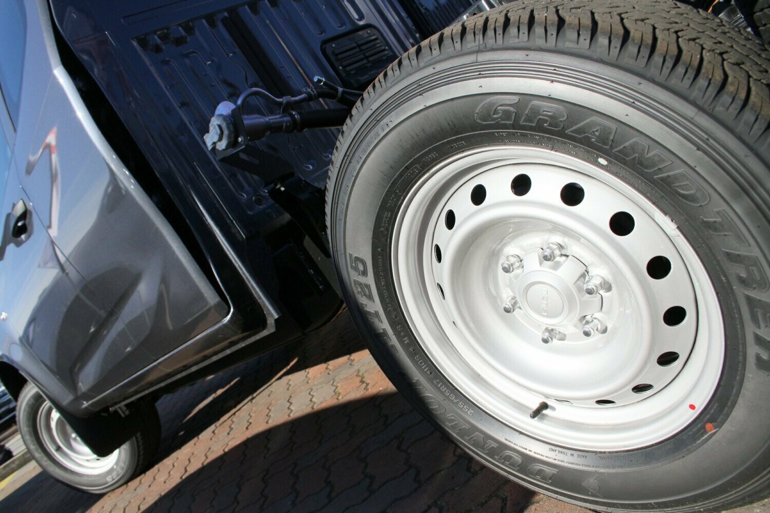 Isuzu D-max image 4