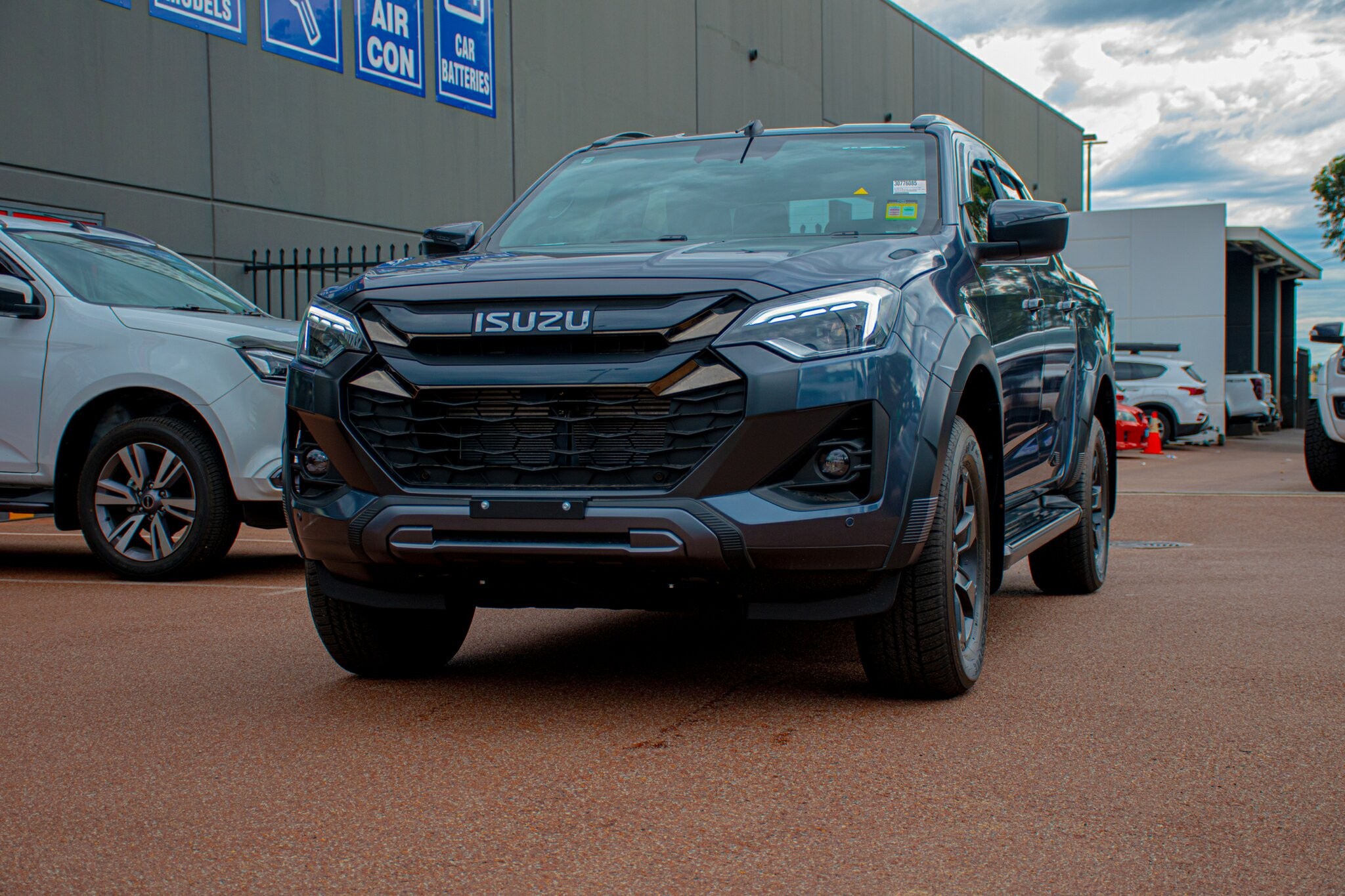 Isuzu D-max image 1