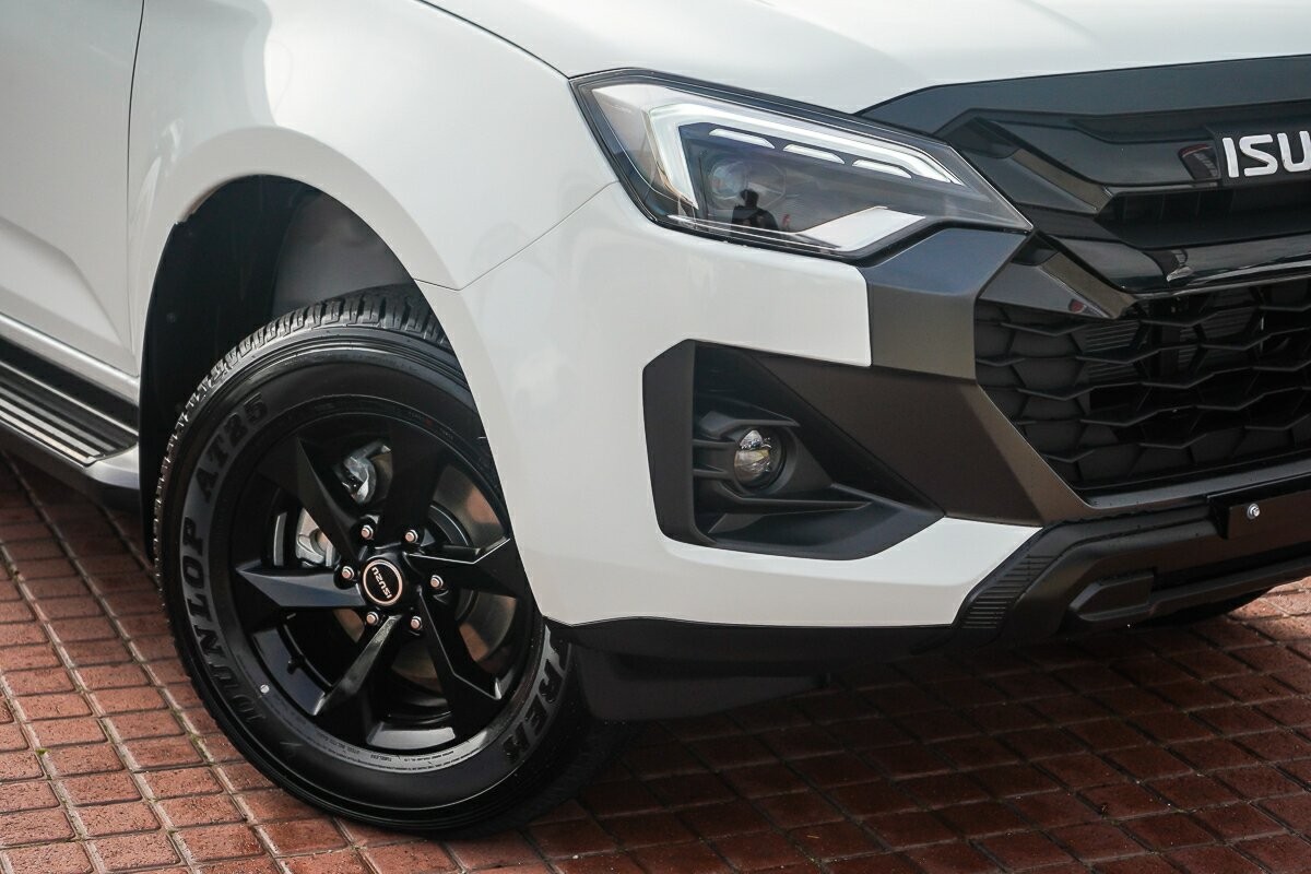 Isuzu D-max image 2