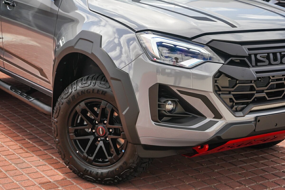 Isuzu D-max image 2