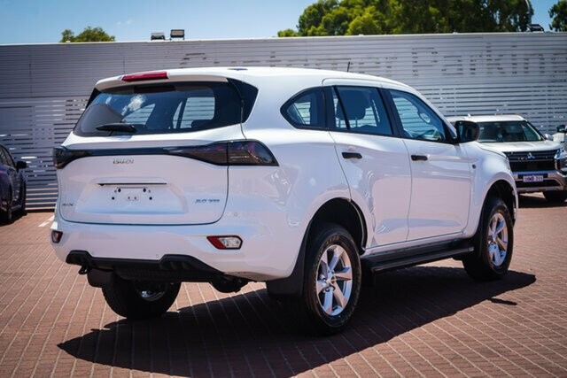 Isuzu Mu-x image 2