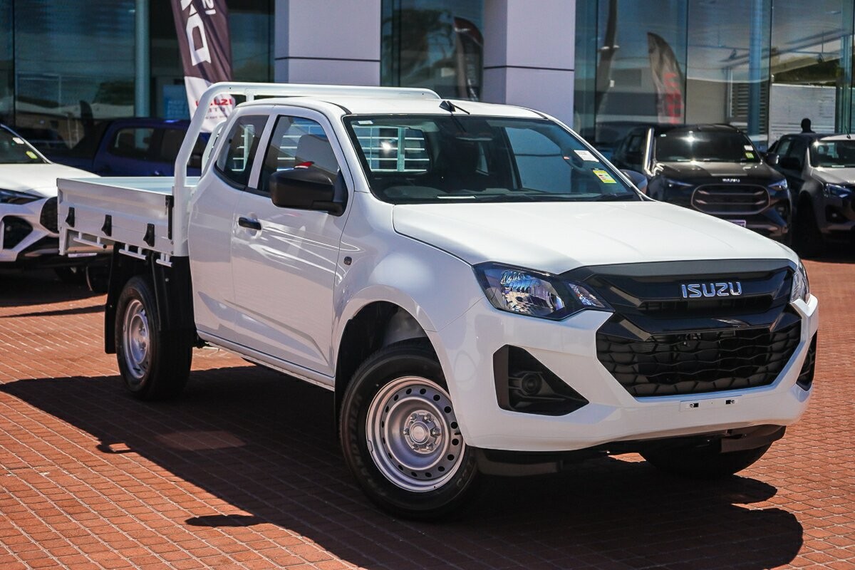 Isuzu D-max image 1
