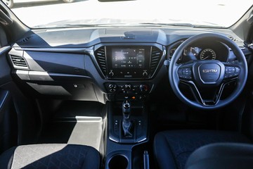 https://vehicle-cdn.autoleague.cloud/4052_50810816_10.jpg