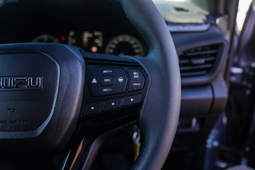 https://vehicle-cdn.autoleague.cloud/4052_50810816_16.jpg
