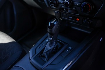https://vehicle-cdn.autoleague.cloud/4052_50810816_18.jpg