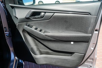 https://vehicle-cdn.autoleague.cloud/4052_50810816_21.jpg