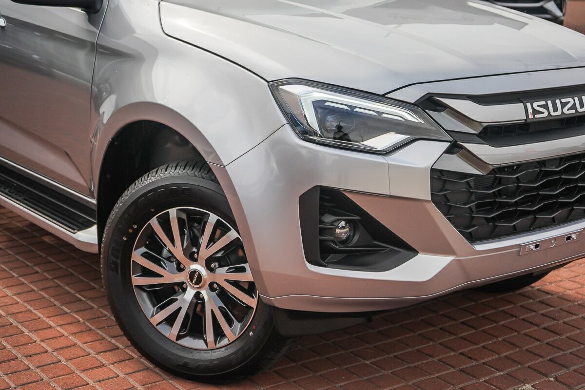 Isuzu D-max image 2