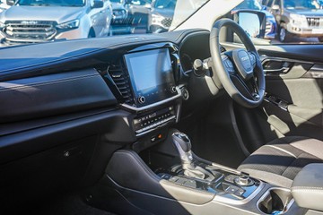 https://vehicle-cdn.autoleague.cloud/4052_50970929_12.jpg