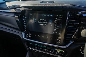 https://vehicle-cdn.autoleague.cloud/4052_50970929_14.jpg