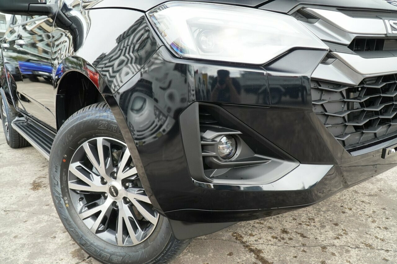 Isuzu D-max image 2