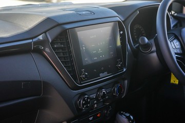 https://vehicle-cdn.autoleague.cloud/4052_51037994_13.jpg