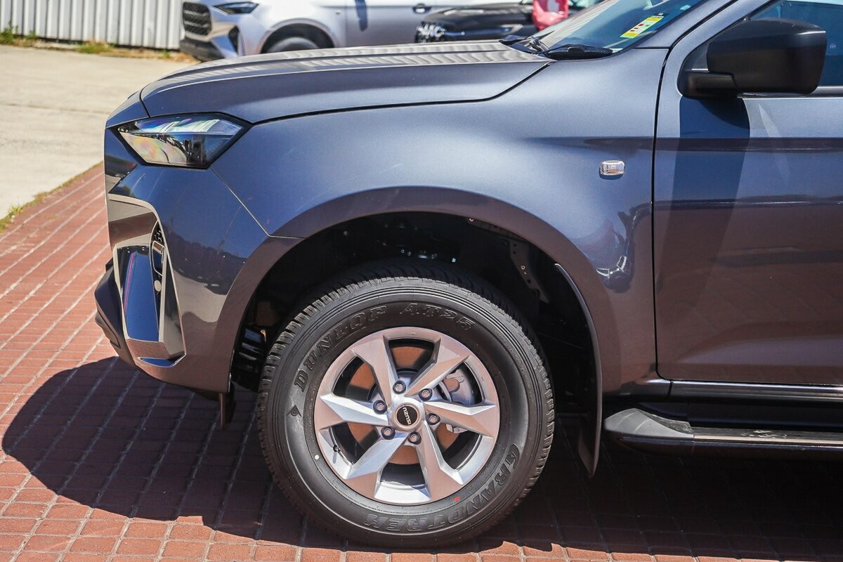 Isuzu Mu-x image 4