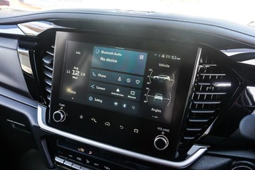 https://vehicle-cdn.autoleague.cloud/4052_51038417_18.jpg