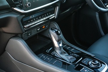 https://vehicle-cdn.autoleague.cloud/4052_51038417_22.jpg