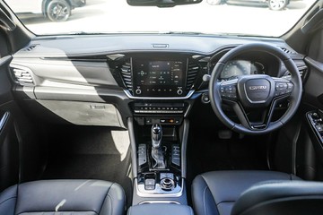 https://vehicle-cdn.autoleague.cloud/4052_51039619_10.jpg