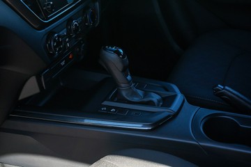 https://vehicle-cdn.autoleague.cloud/4052_60008124_19.jpg