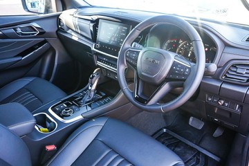 https://vehicle-cdn.autoleague.cloud/4052_60008754_13.jpg