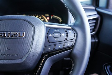https://vehicle-cdn.autoleague.cloud/4052_60008754_17.jpg