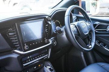 https://vehicle-cdn.autoleague.cloud/4052_60008754_22.jpg