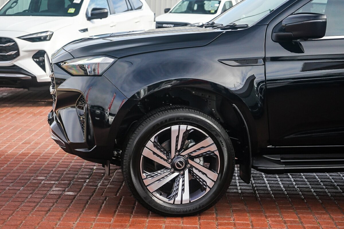 Isuzu Mu-x image 4