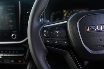 https://vehicle-cdn.autoleague.cloud/4052_60009547_17.jpg