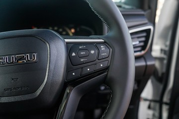 https://vehicle-cdn.autoleague.cloud/4052_60009547_18.jpg
