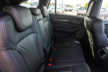 https://vehicle-cdn.autoleague.cloud/4052_60009547_22.jpg