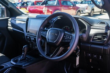 https://vehicle-cdn.autoleague.cloud/4052_60069444_11.jpg