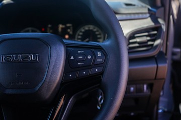 https://vehicle-cdn.autoleague.cloud/4052_60069444_16.jpg