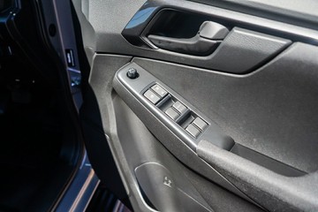 https://vehicle-cdn.autoleague.cloud/4052_60069444_21.jpg