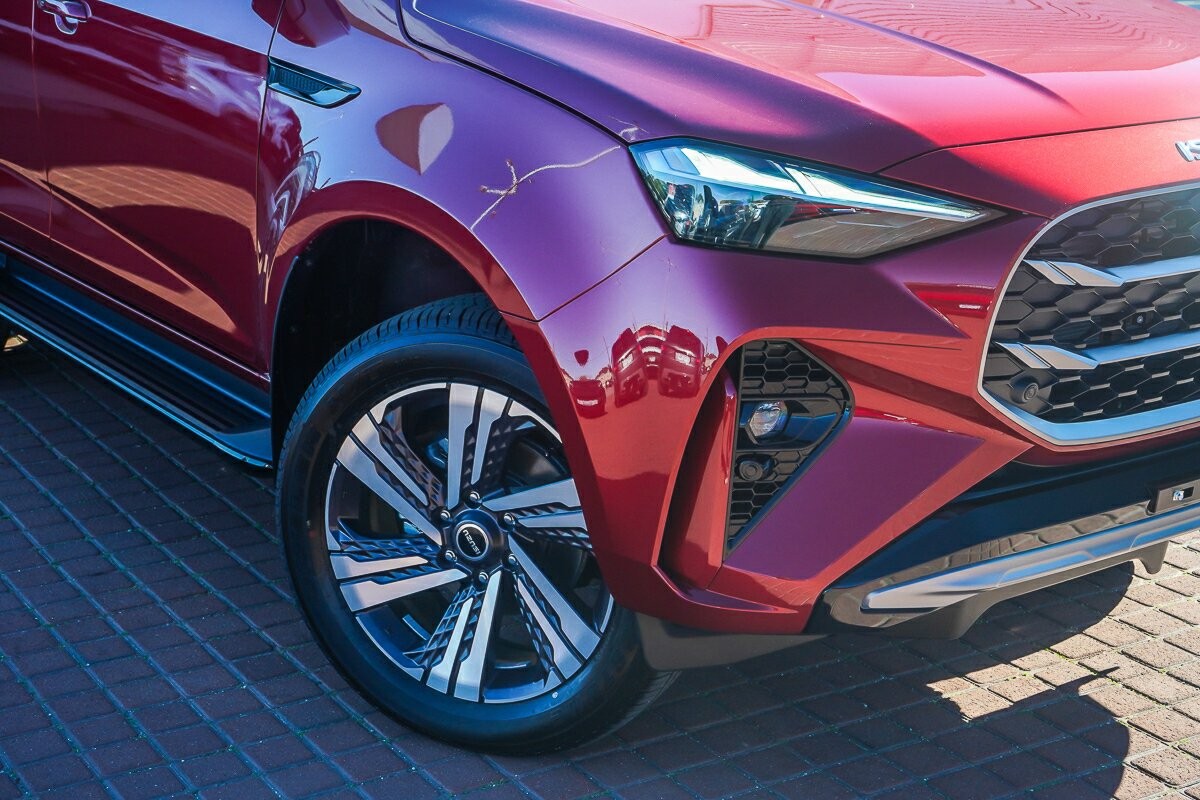 Isuzu Mu-x image 2
