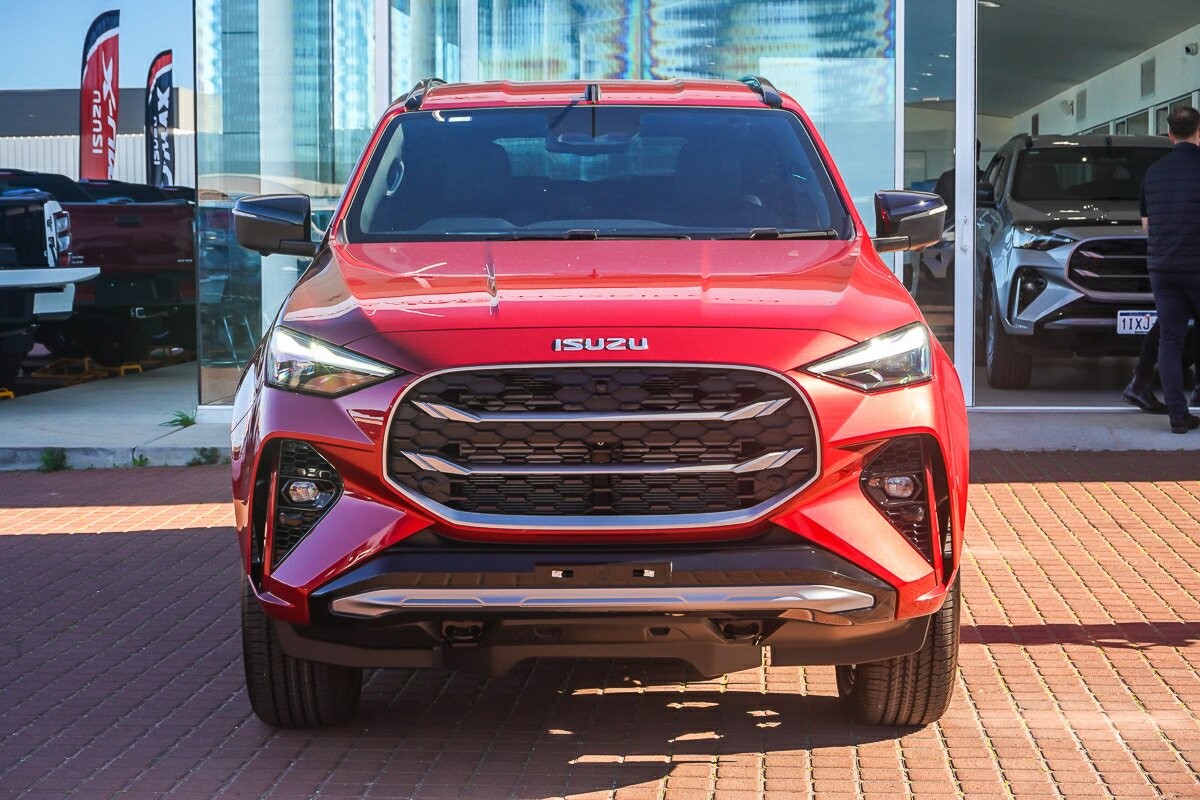 Isuzu Mu-x image 3