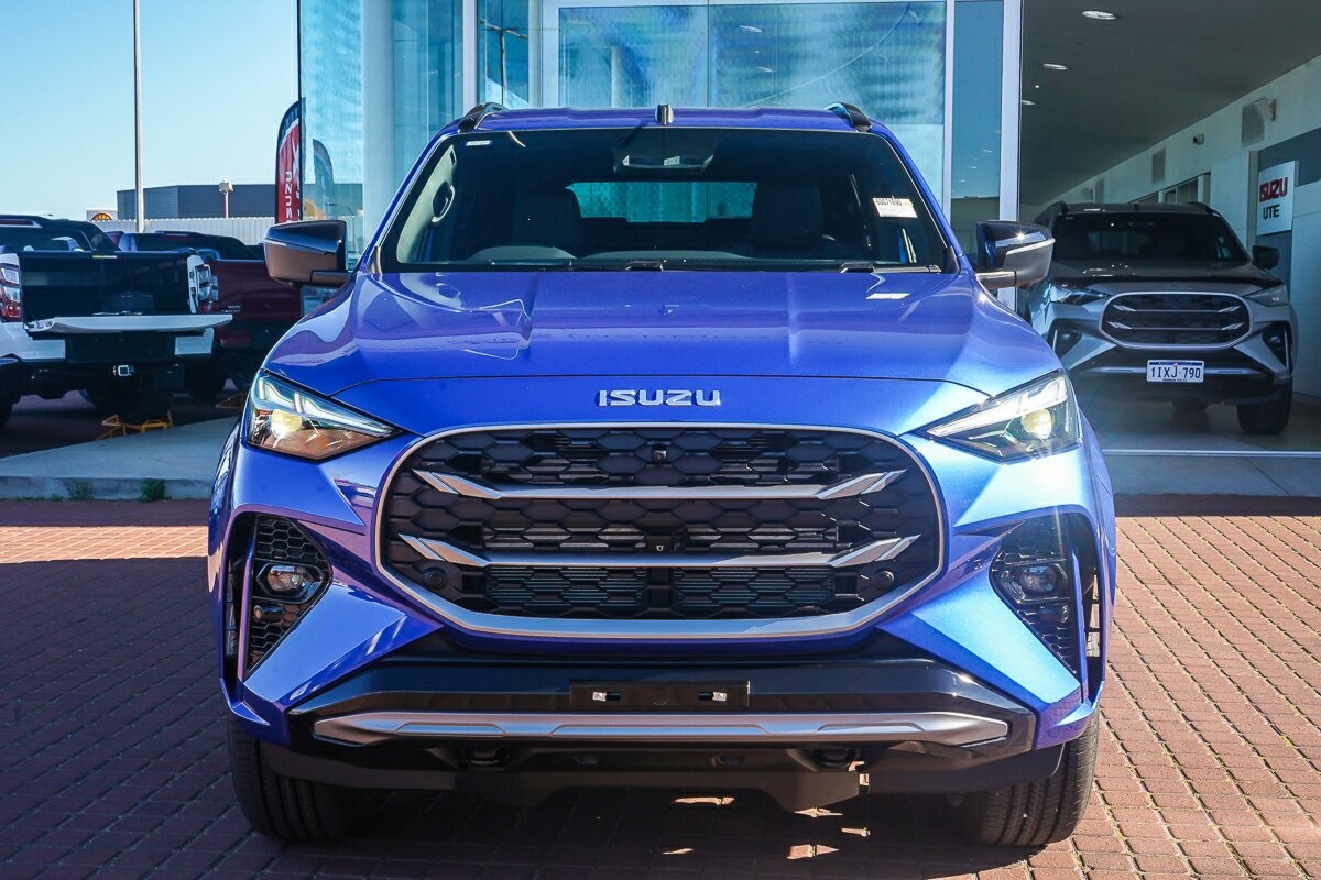 Isuzu Mu-x image 3
