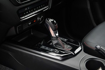 https://vehicle-cdn.autoleague.cloud/4052_60140438_19.jpg