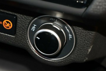 https://vehicle-cdn.autoleague.cloud/4052_60140438_9.jpg