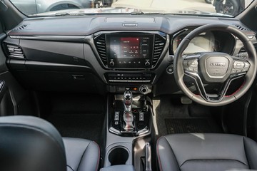 https://vehicle-cdn.autoleague.cloud/4052_60252598_10.jpg