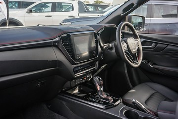 https://vehicle-cdn.autoleague.cloud/4052_60252598_12.jpg