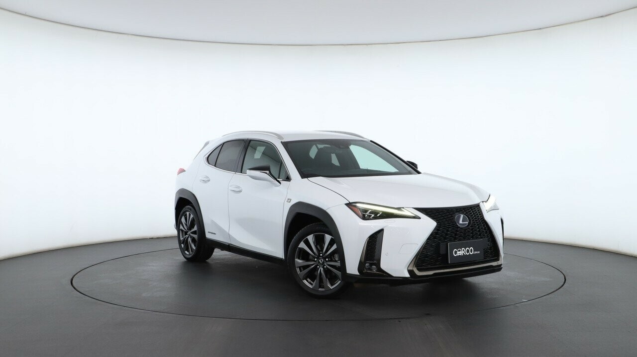 Lexus Ux image 1