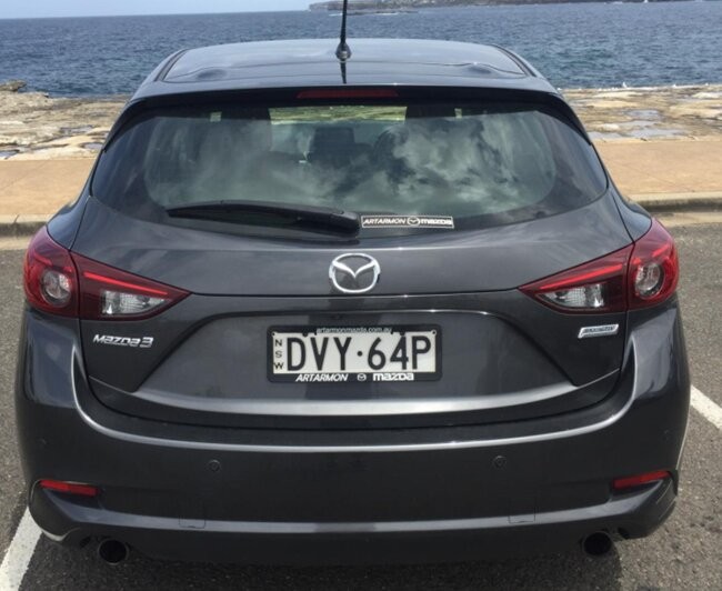 Mazda 3 image 3