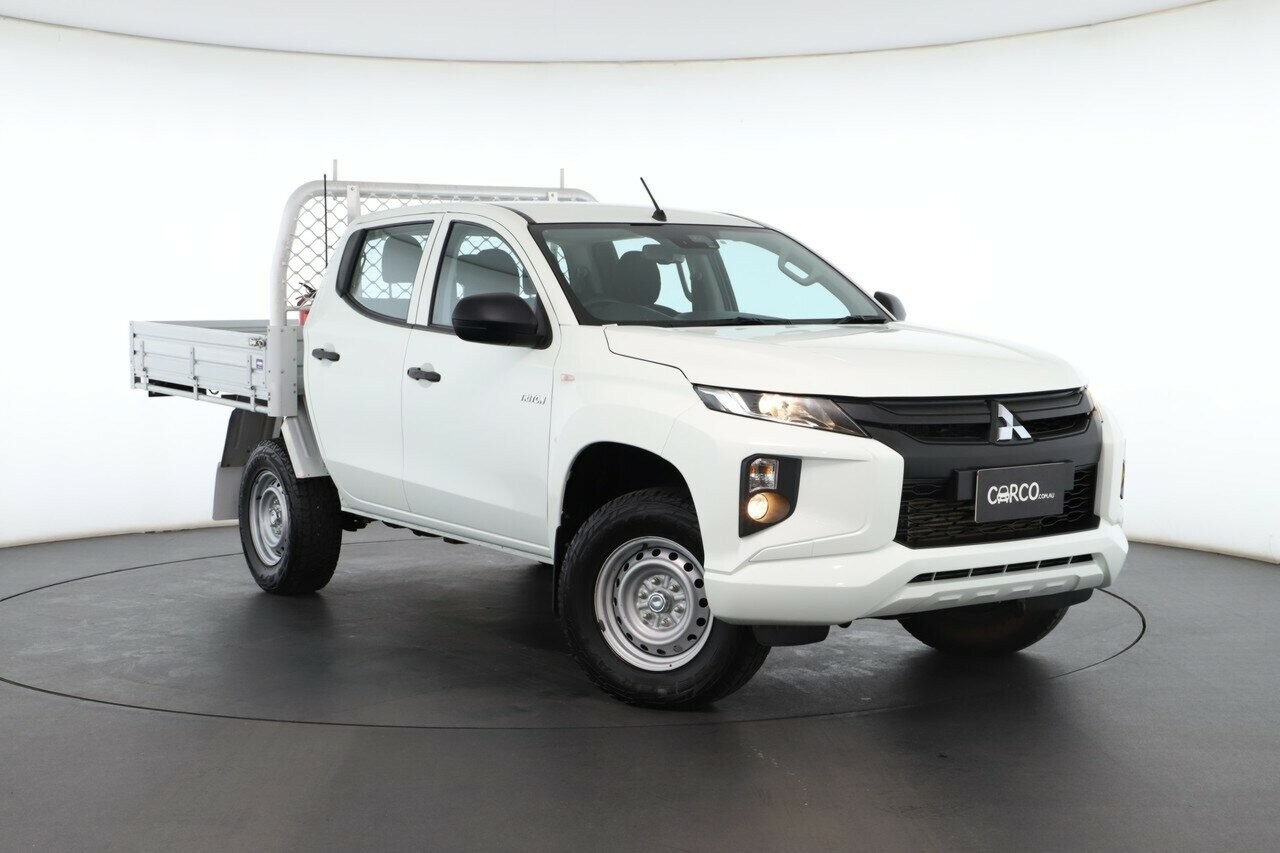 Mitsubishi Triton image 1