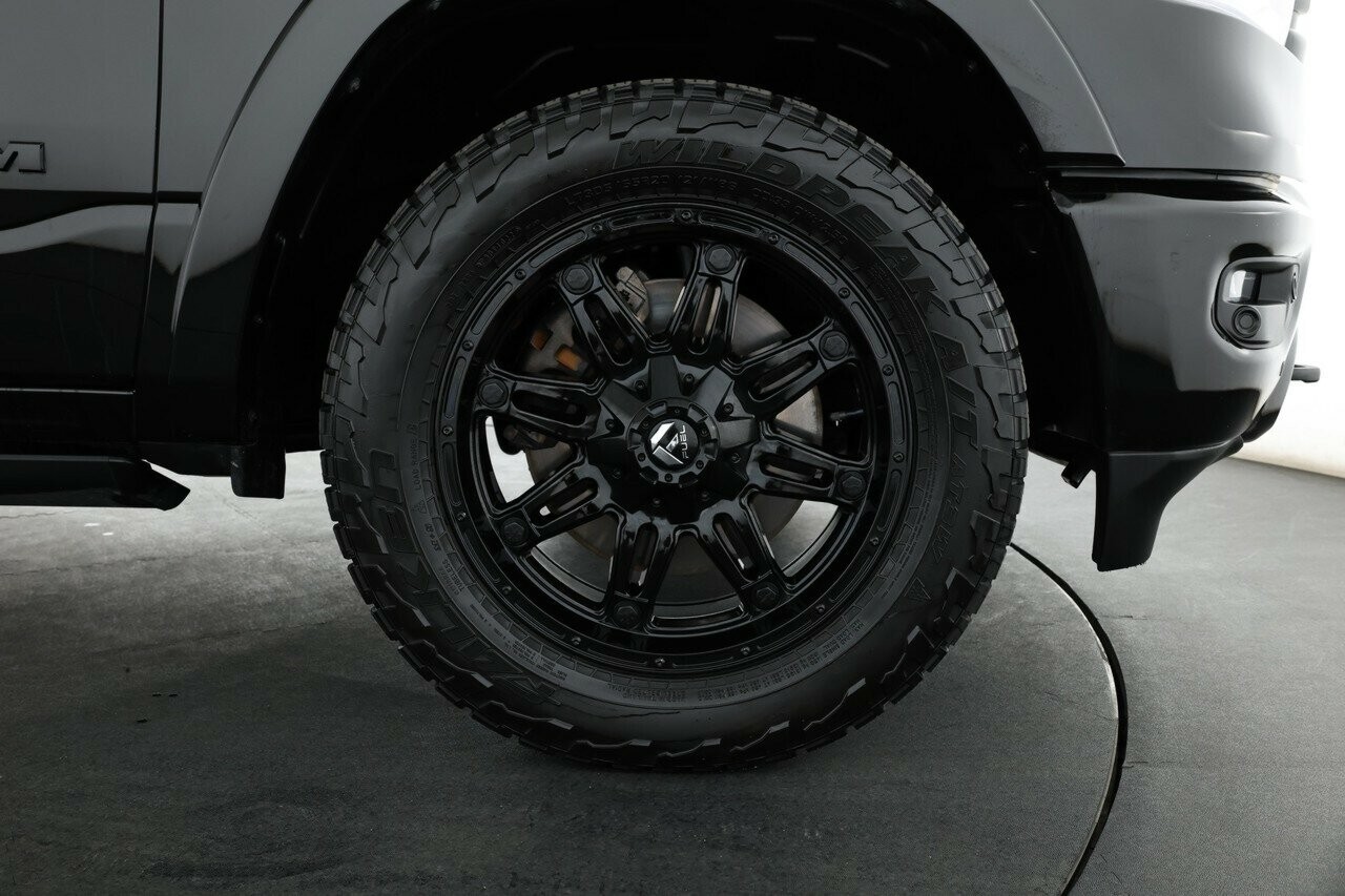 Ram 1500 image 4