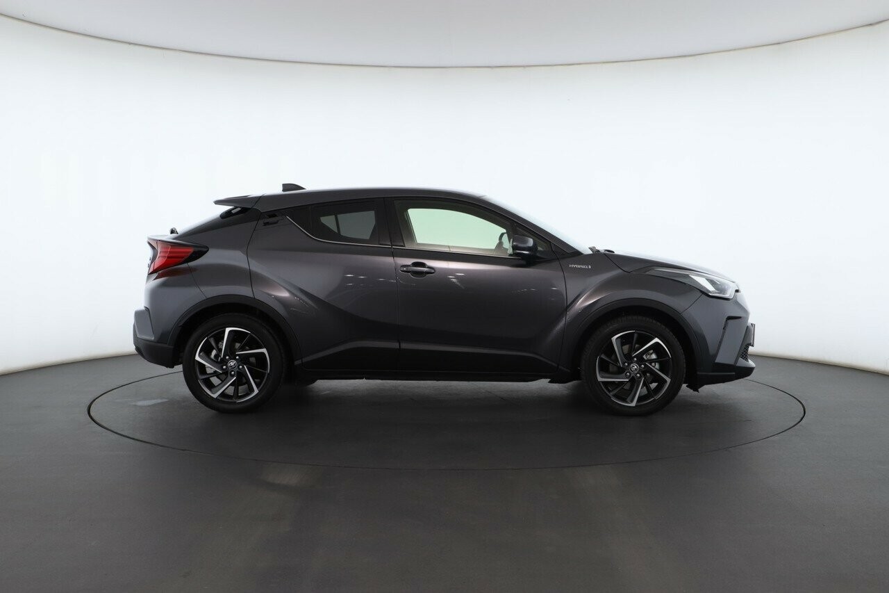 Toyota C-hr image 3