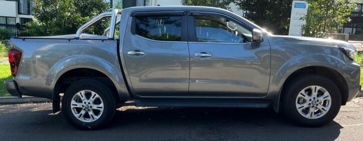 Nissan Navara image 2