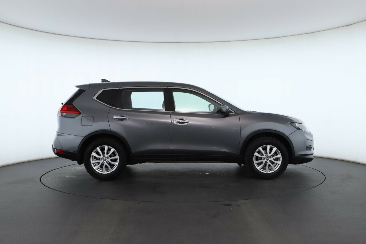 Nissan X-trail image 3