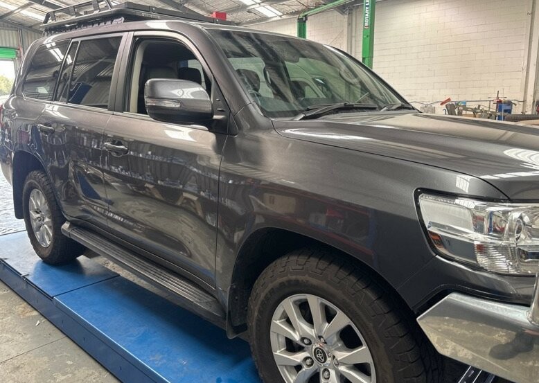 Toyota Landcruiser image 4